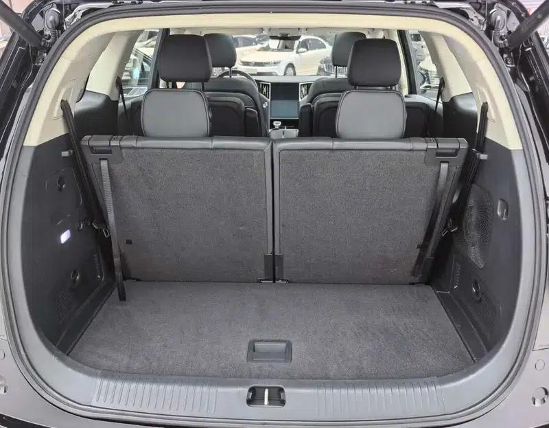 Hongqi HS7 PHEV 2024 2.0T AWD Flagship Edition 6-seater — миниатюра 9