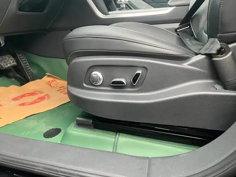Hongqi HS7 PHEV 2024 2.0T AWD Flagship Edition 7-seater — миниатюра 14