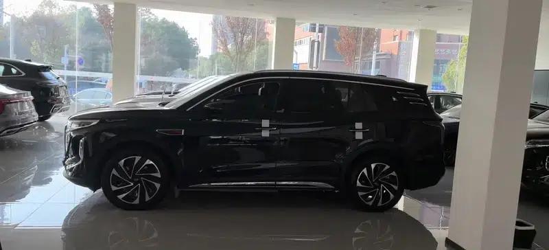 Hongqi HS7 PHEV 2024 2.0T AWD Flagship Edition 6-seater — миниатюра 3