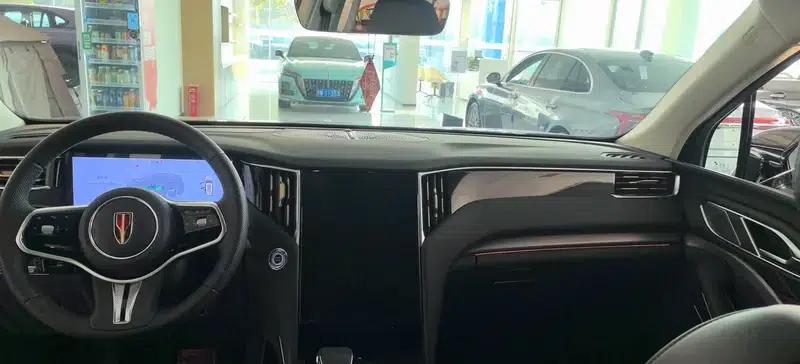 Hongqi HS7 PHEV 2024 2.0T AWD Flagship Edition 6-seater — миниатюра 9