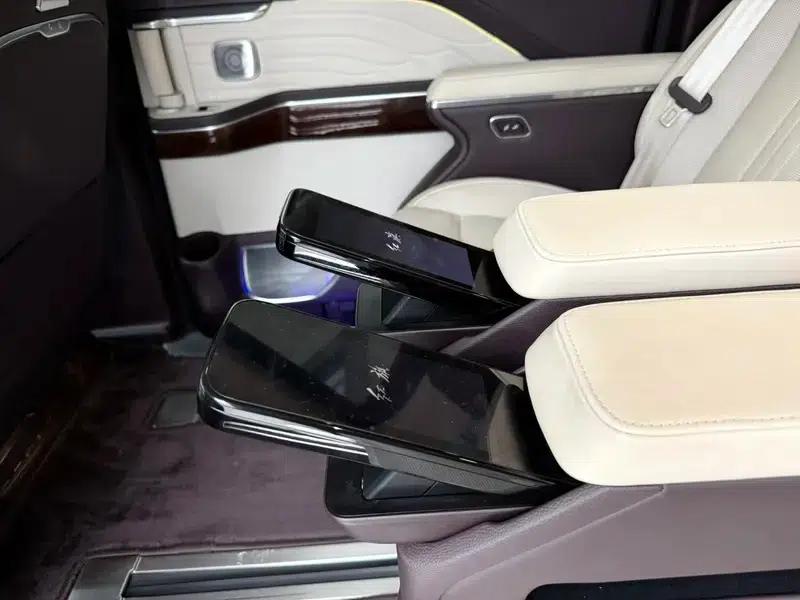 Hongqi HQ9 2022 Intelligent Flagship Edition — миниатюра 14