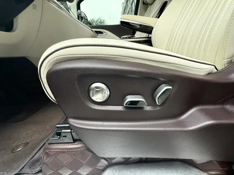 Hongqi HQ9 2022 Intelligent Flagship Edition — миниатюра 30