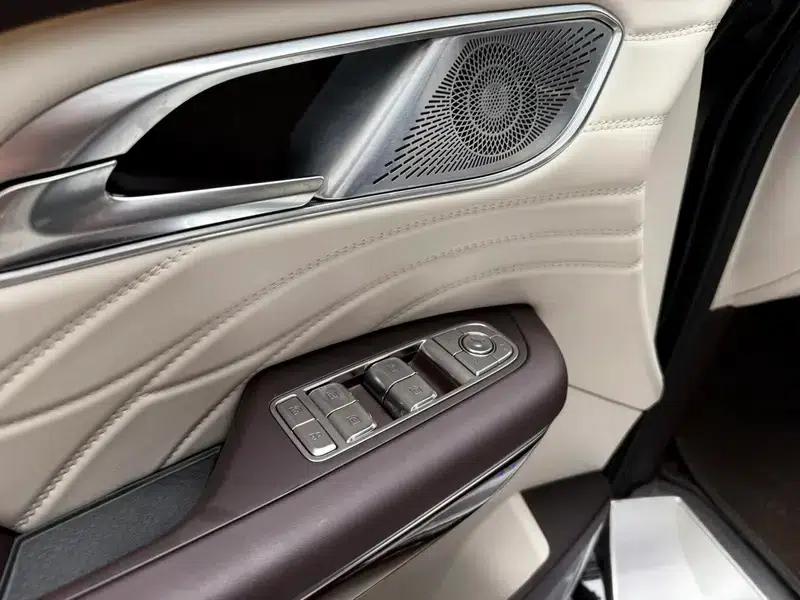 Hongqi HQ9 2022 Intelligent Flagship Edition — миниатюра 34