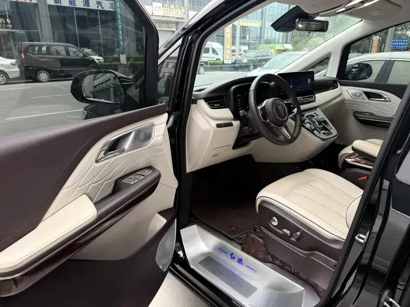 Hongqi HQ9 2022 Intelligent Flagship Edition — миниатюра 37