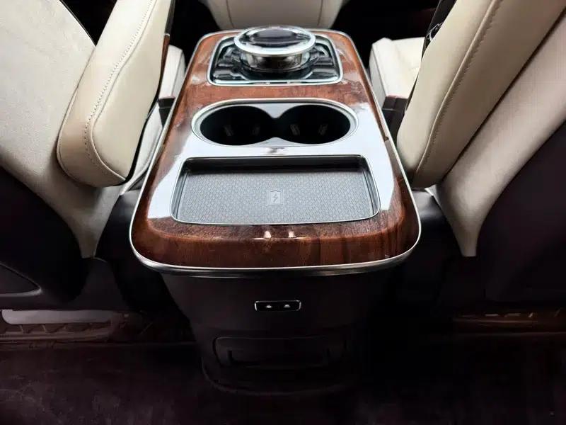 Hongqi HQ9 2022 Intelligent Flagship Edition — миниатюра 8