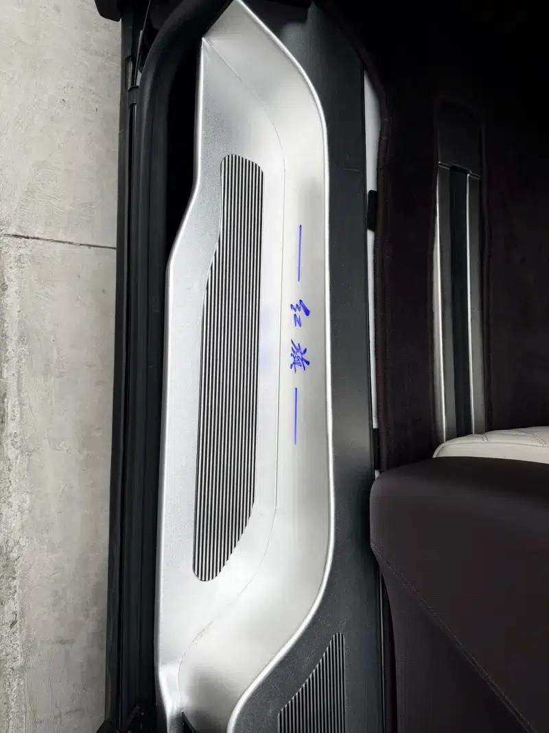 Hongqi HQ9 2022 Intelligent Flagship Edition — миниатюра 9