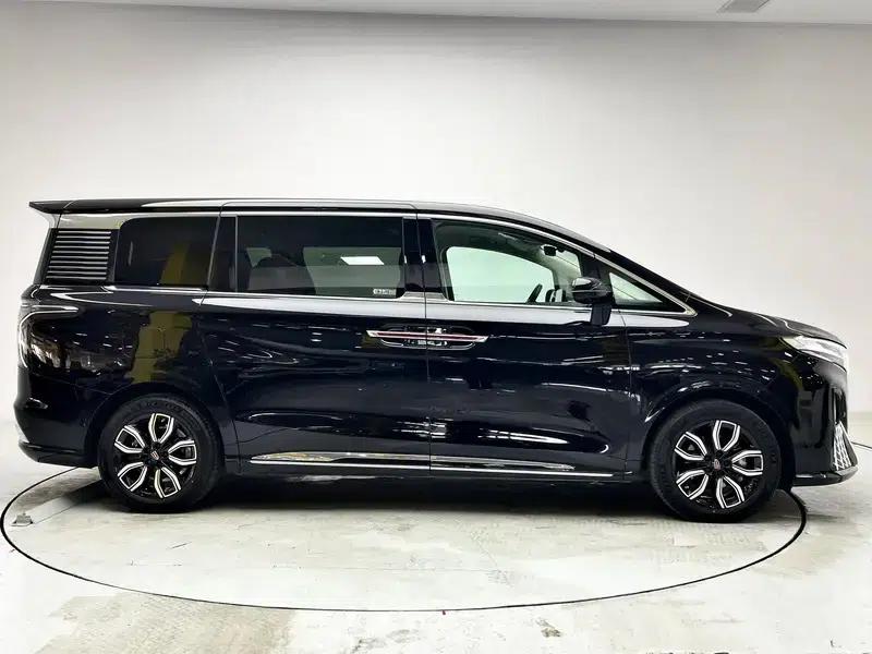 Hongqi HQ9 2022 Intelligent Flagship Edition — миниатюра 8