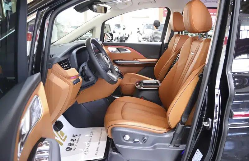 Hongqi HQ9 2024 Luxury Edition — миниатюра 16