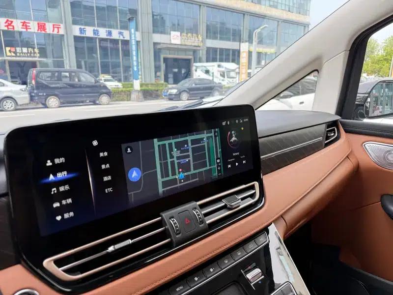 Hongqi HQ9 2022 Intelligent Flagship Edition — миниатюра 12