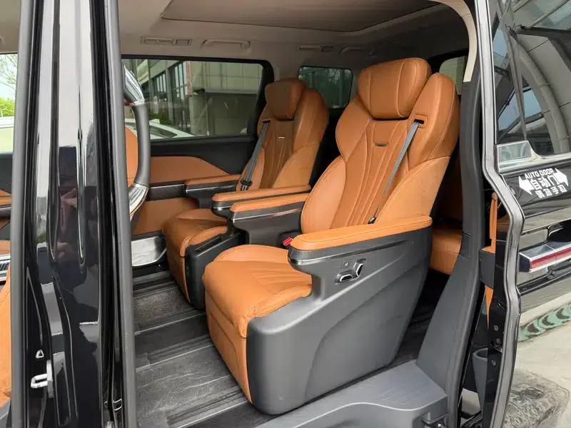 Hongqi HQ9 2022 Intelligent Flagship Edition — миниатюра 24