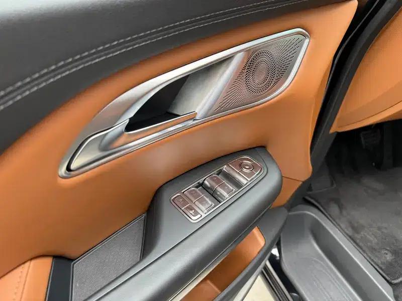 Hongqi HQ9 2022 Intelligent Flagship Edition — миниатюра 26