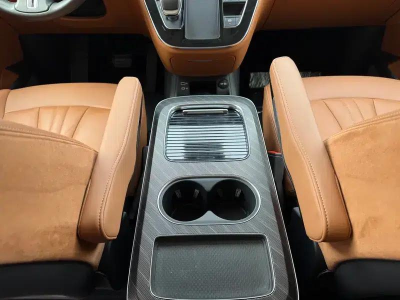 Hongqi HQ9 2022 Intelligent Flagship Edition — миниатюра 9