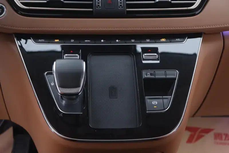 Hongqi HQ9 2022 Intelligent Flagship Edition — миниатюра 9