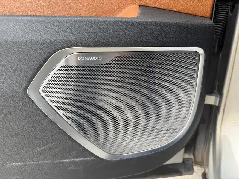 Hongqi HQ9 2022 Intelligent Flagship Edition — миниатюра 7