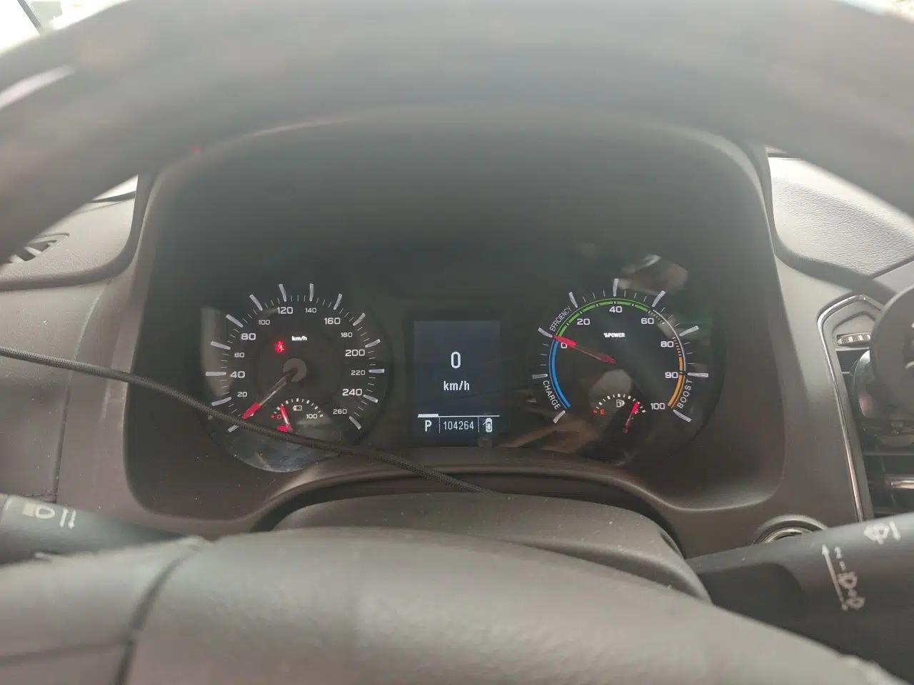 Roewe e950 2017 50T Hybrid Connected Executive Edition — миниатюра 11