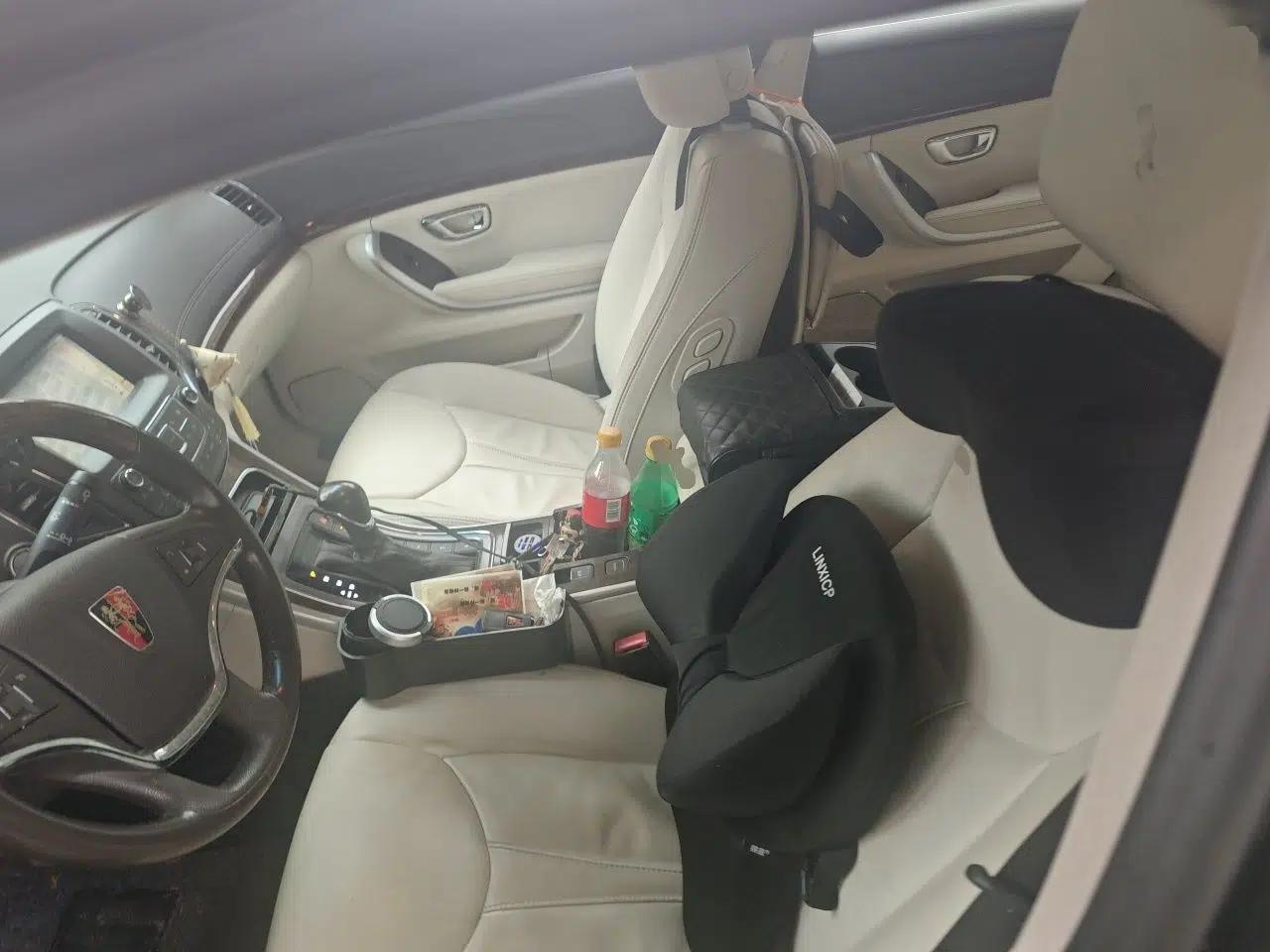 Roewe e950 2017 50T Hybrid Connected Executive Edition — миниатюра 15