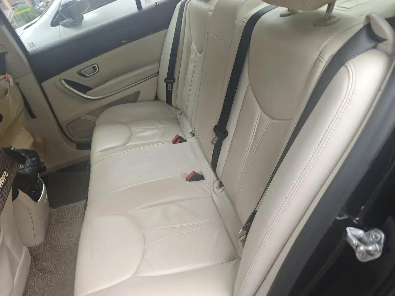 Roewe e950 2017 50T Hybrid Connected Executive Edition — миниатюра 17