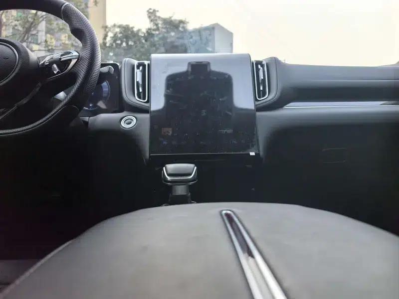 Hongqi HS3 PHEV 2025 model, 117km range, Jinwei PLUS version — миниатюра 14