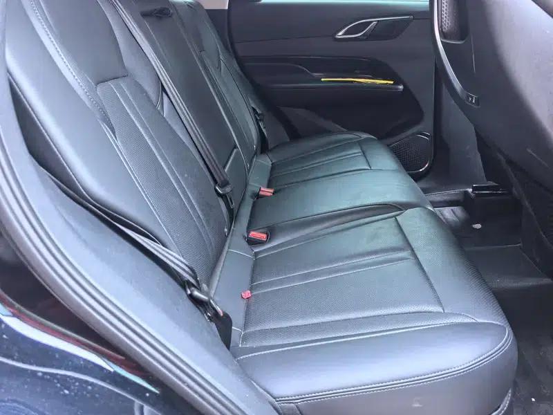 Hongqi HS3 PHEV 2025 model, 117km range, Jinwei PLUS version — миниатюра 18
