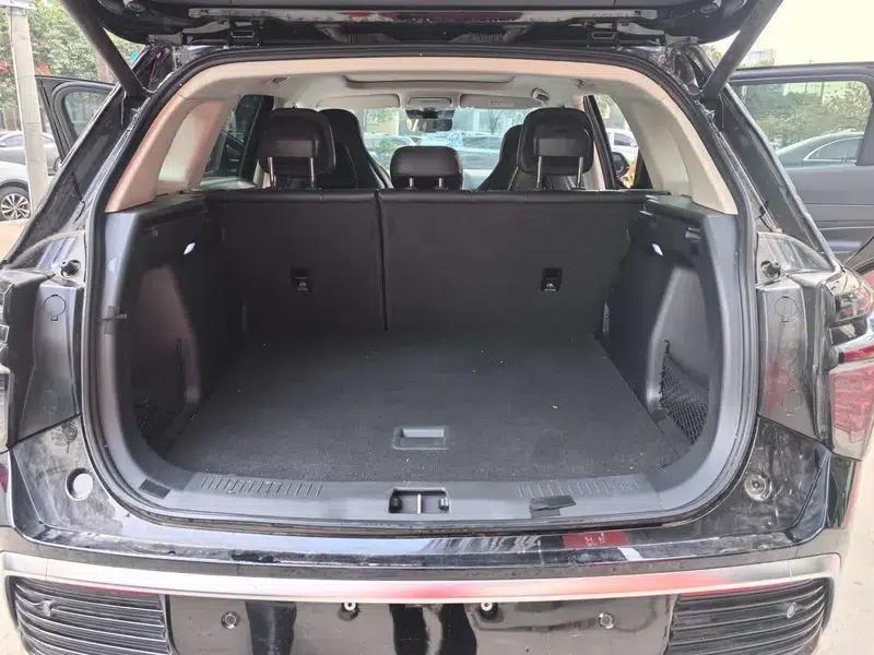 Hongqi HS3 PHEV 2025 model, 117km range, Jinwei PLUS version — миниатюра 19
