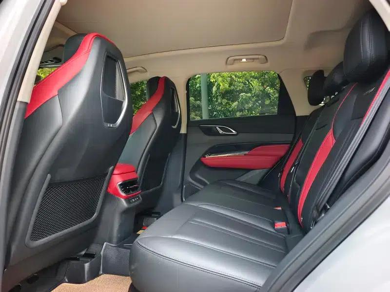 Hongqi HS3 2023 2.0T (Caiwei Edition) — миниатюра 9