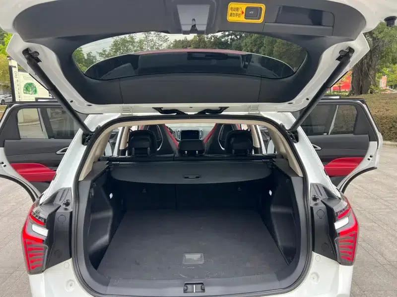 Hongqi HS3 2023 1.5T Goodness Edition — миниатюра 18