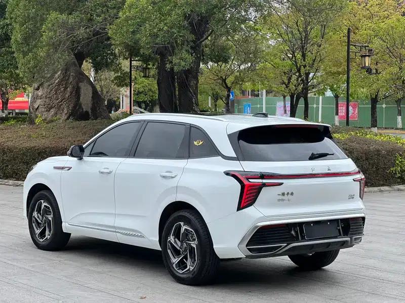 Hongqi HS3 2023 1.5T Goodness Edition — миниатюра 4