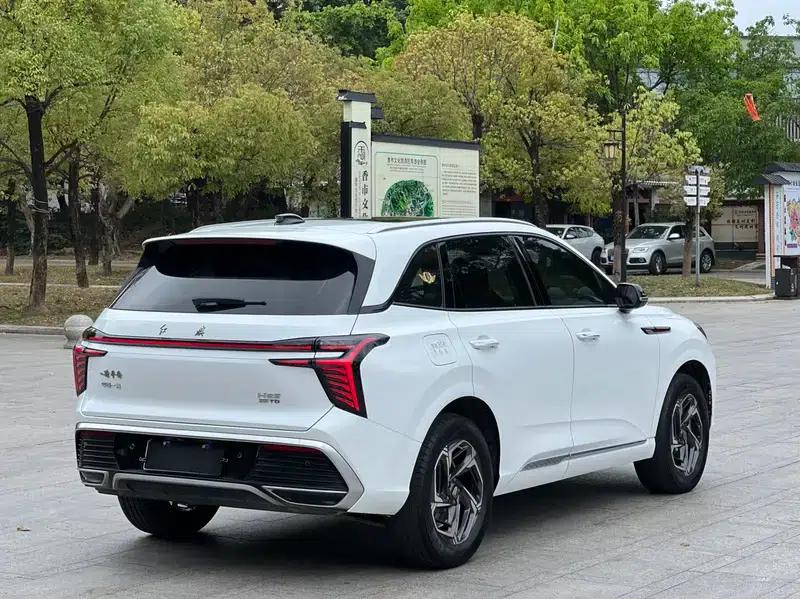 Hongqi HS3 2023 1.5T Goodness Edition — миниатюра 6