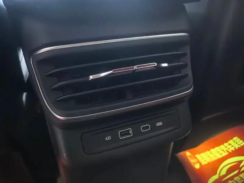 Hongqi HS3 2024 1.5T Goodness Edition — миниатюра 14