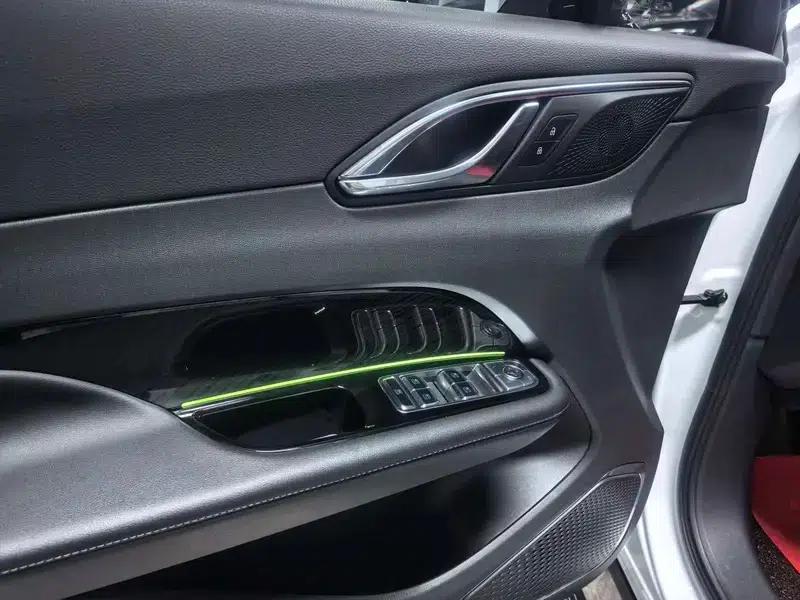 Hongqi HS3 2024 1.5T Goodness Edition — миниатюра 17