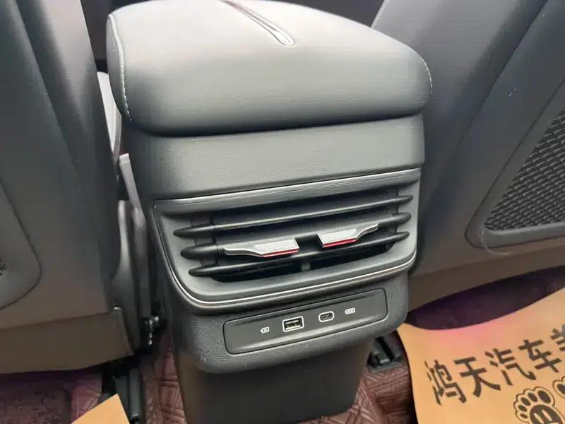 Hongqi HS3 2024 1.5T Goodness Edition — миниатюра 13