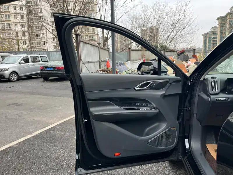 Hongqi HS3 2024 1.5T Goodness Edition — миниатюра 21
