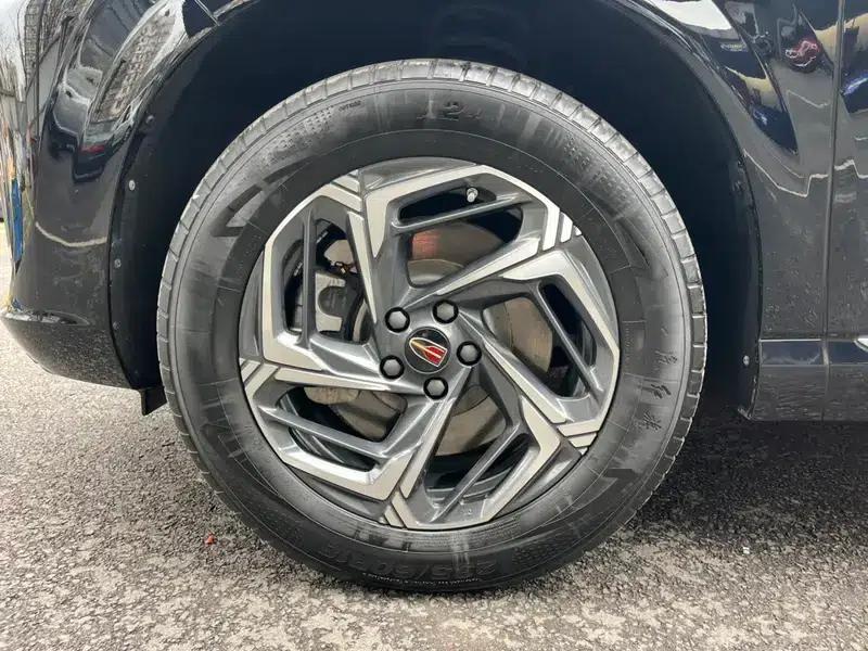 Hongqi HS3 2024 1.5T Goodness Edition — миниатюра 8