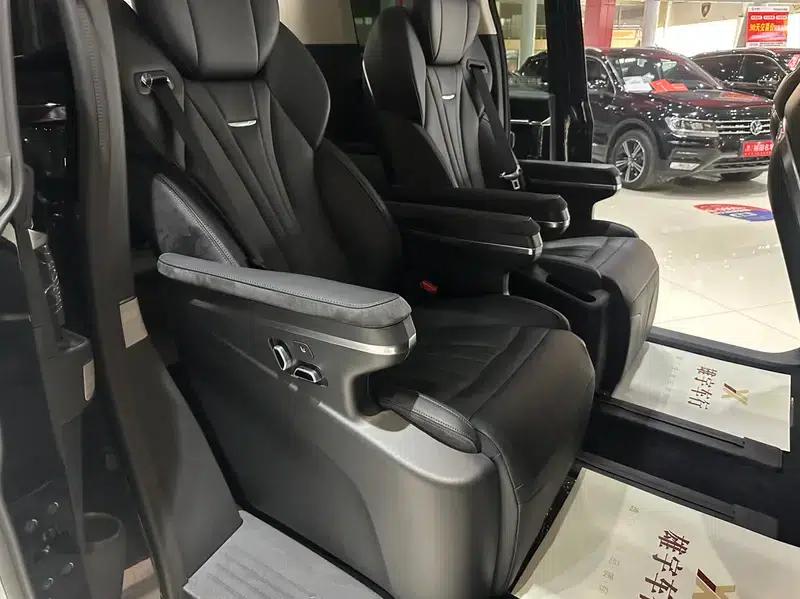Hongqi HQ9 PHEV 2024 Four-Wheel Drive Business Edition — миниатюра 5
