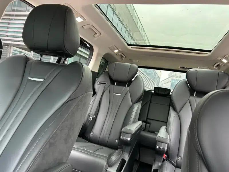 Hongqi HQ9 PHEV 2024 Four-Wheel Drive Business Edition — миниатюра 13