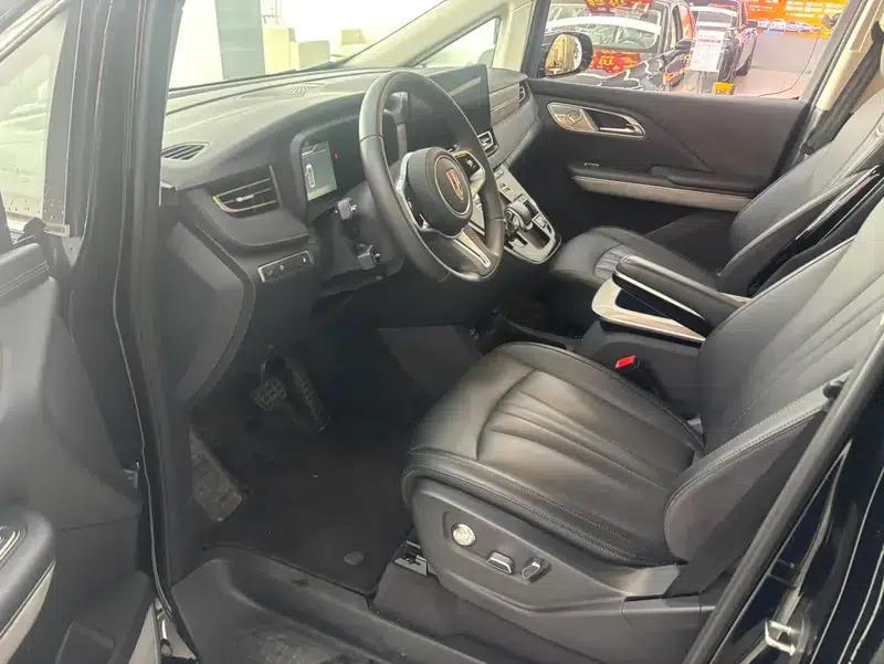 Hongqi HQ9 PHEV 2024 Four-Wheel Drive Business Edition — миниатюра 11