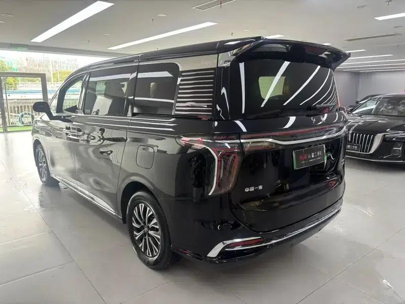 Hongqi HQ9 PHEV 2024 Four-Wheel Drive Business Edition — миниатюра 4