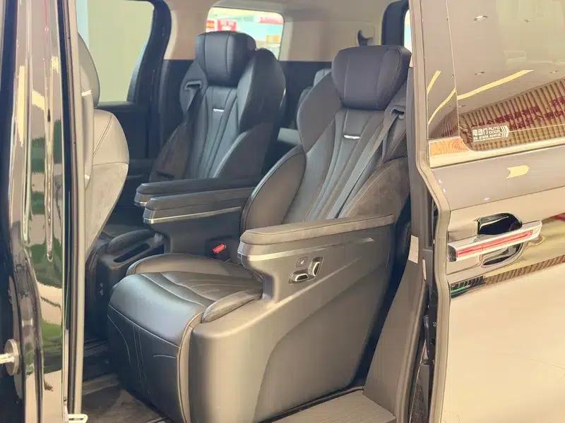 Hongqi HQ9 PHEV 2024 Four-Wheel Drive Business Edition — миниатюра 20