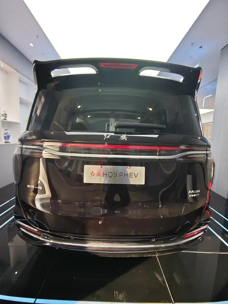 Hongqi HQ9 PHEV 2024 Four-Wheel Drive Business Edition — миниатюра 4