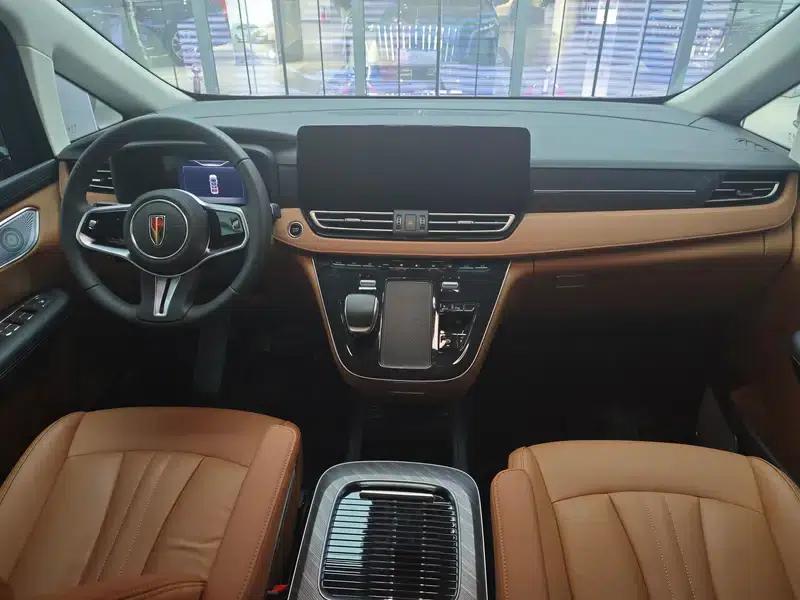 Hongqi HQ9 PHEV 2024 Four-Wheel Drive Business Edition — миниатюра 7