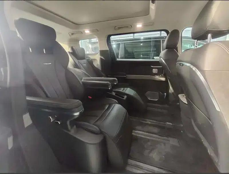 Hongqi HQ9 PHEV 2024 Four-Wheel Drive Business Edition — миниатюра 9
