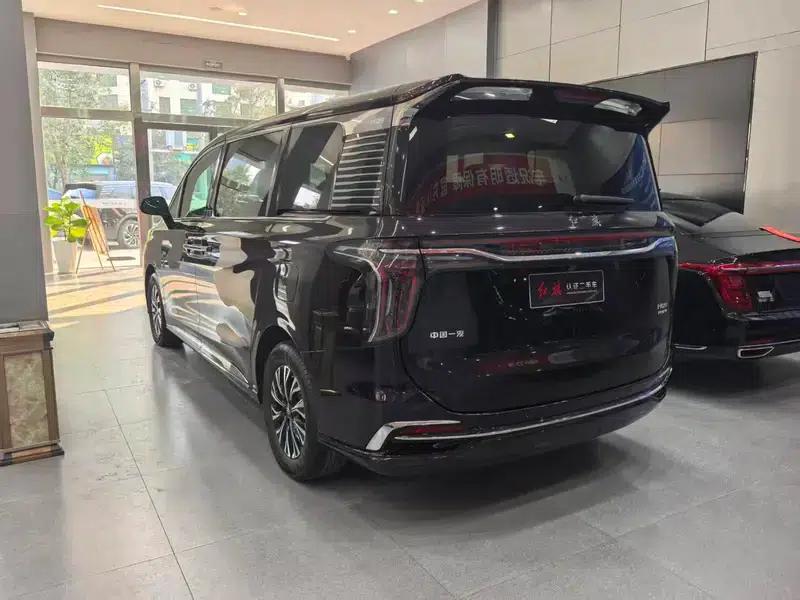 Hongqi HQ9 PHEV 2024 Four-Wheel Drive Business Edition — миниатюра 4