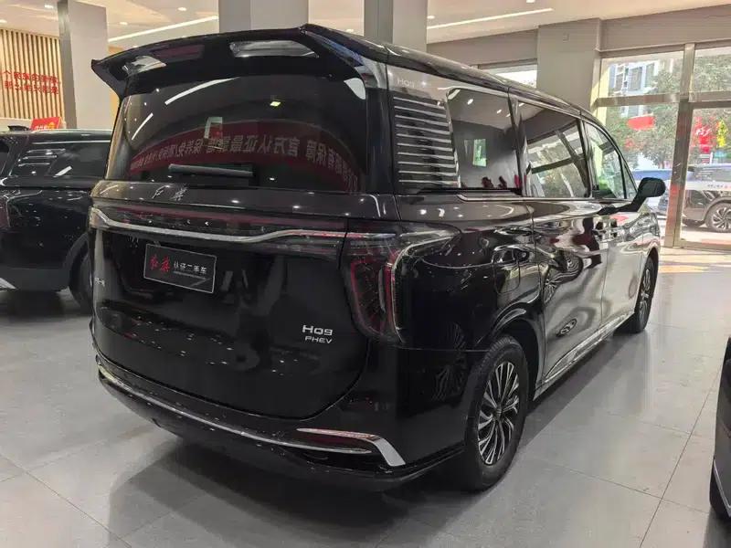 Hongqi HQ9 PHEV 2024 Four-Wheel Drive Business Edition — миниатюра 6