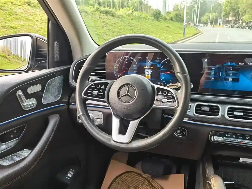 Imported Mercedes-Benz GLE 2020 facelift GLE 350 4MATIC Fashion model — миниатюра 12