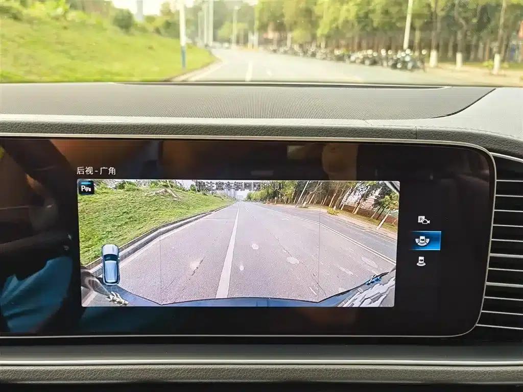 Imported Mercedes-Benz GLE 2020 facelift GLE 350 4MATIC Fashion model — миниатюра 15
