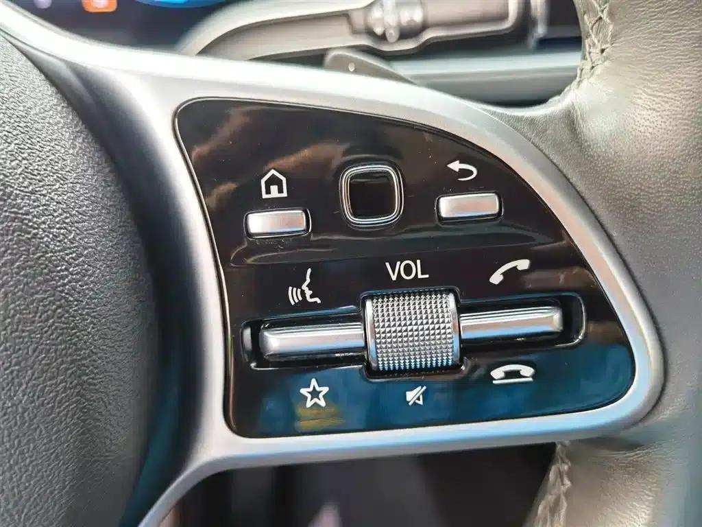 Imported Mercedes-Benz GLE 2020 facelift GLE 350 4MATIC Fashion model — миниатюра 32
