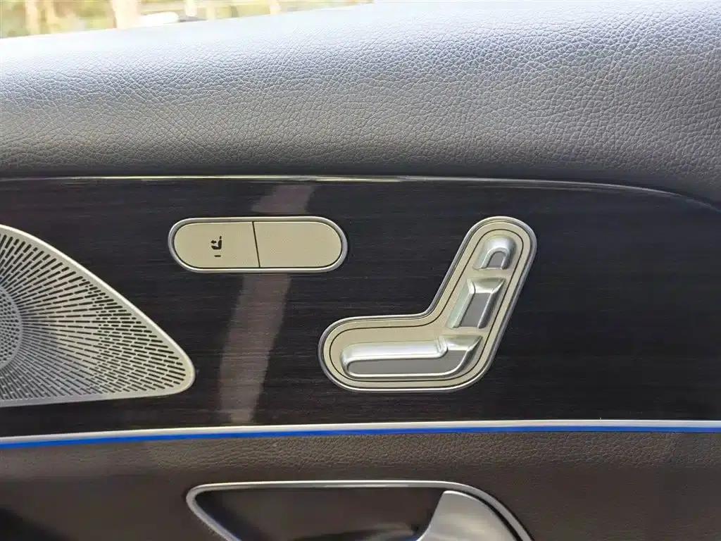 Imported Mercedes-Benz GLE 2020 facelift GLE 350 4MATIC Fashion model — миниатюра 36