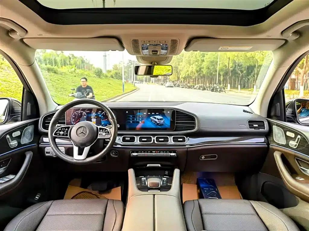 Imported Mercedes-Benz GLE 2020 facelift GLE 350 4MATIC Fashion model — миниатюра 8