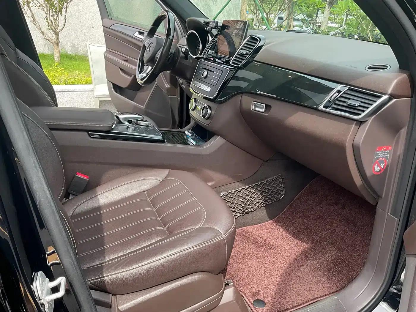Mercedes-Benz GLE (Imported) 2017 GLE 400 4MATIC — миниатюра 13