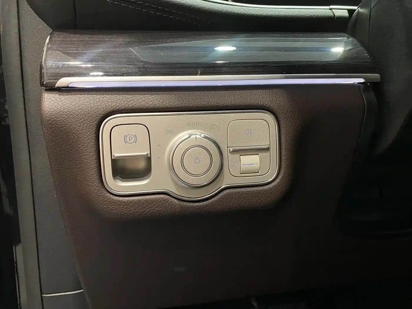 Mercedes-Benz GLE (Imported) 2022 GLE 350 4MATIC Fashion Model — миниатюра 4
